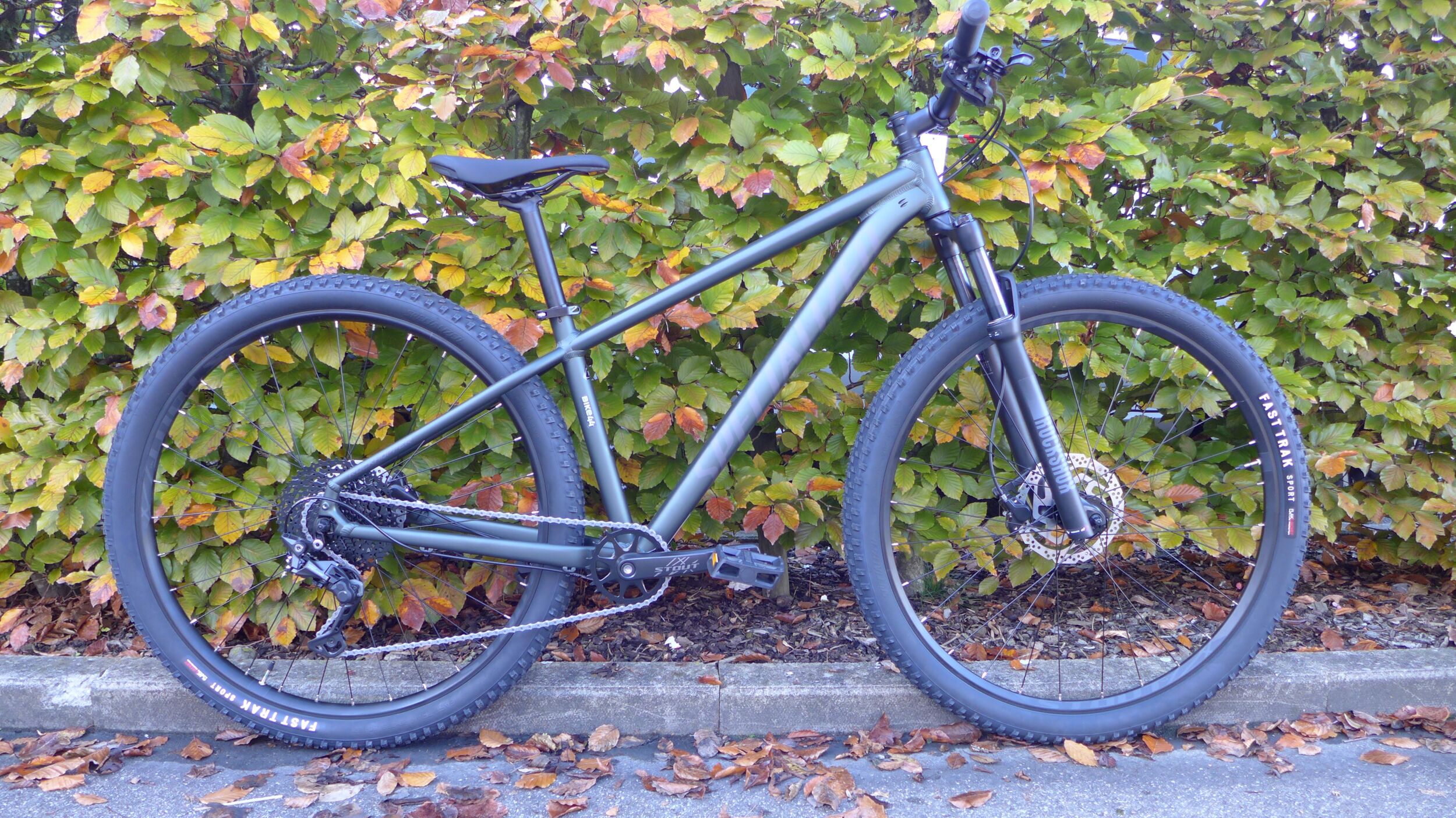SPECIALIZED ROCKHOPPER COMP