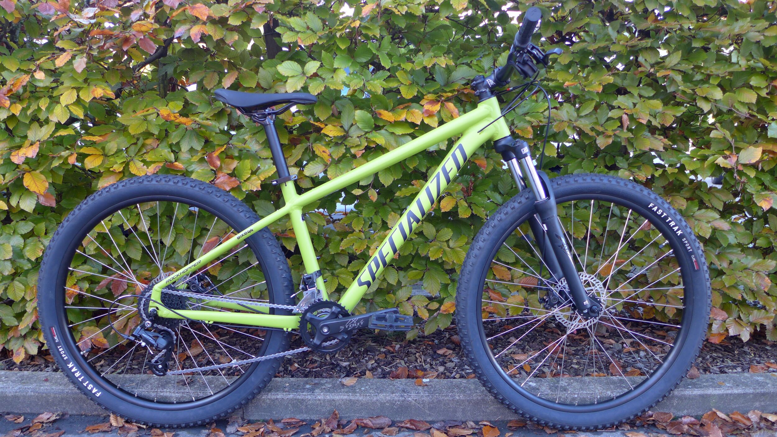 SPECIALIZED ROCKHOPPER 27.5